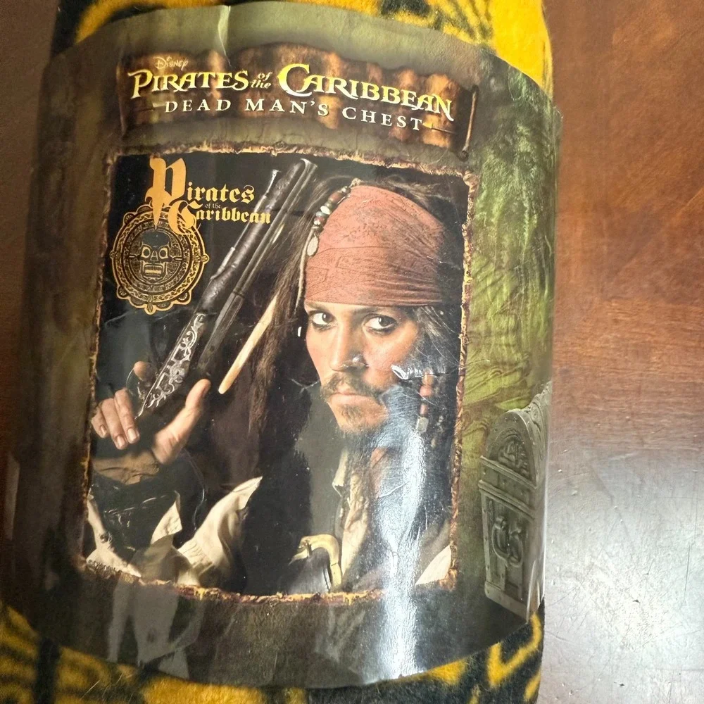 Vtg Pirates of the Caribbean Fleece Throw Blanket Dead Man's Chest‎ Disney 50x60
